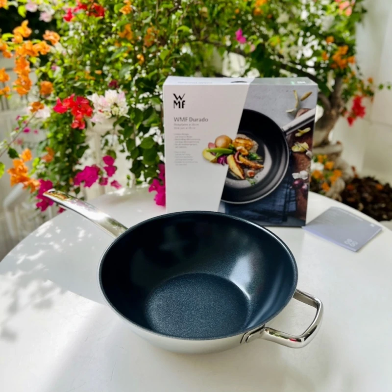Chảo chống dính sâu lòng WMF Durado 28cm
