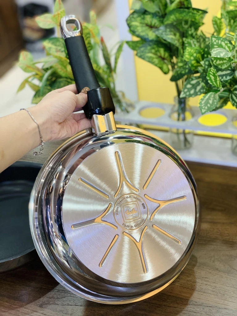 Chảo Fissler Steelux Premium 24CM