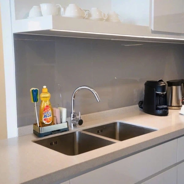 Giá đựng đồ rửa bát bằng inox có khay hứng, thoát nước Kaiyo