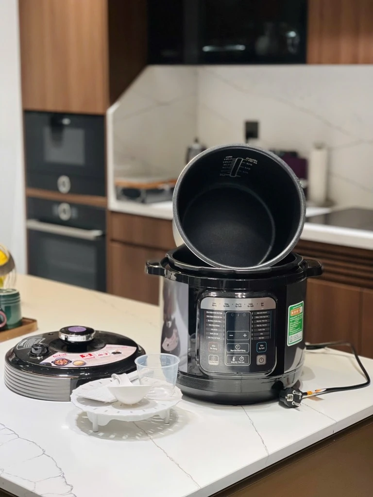 Nồi áp suất điện Tefal CY601868 6L