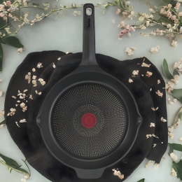 Chảo Tefal Robusto 22cm (có miệng rót)