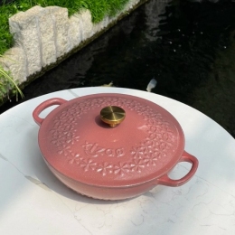 Nồi chảo gang Xizao 22cm nắp hoa nhũ hồng