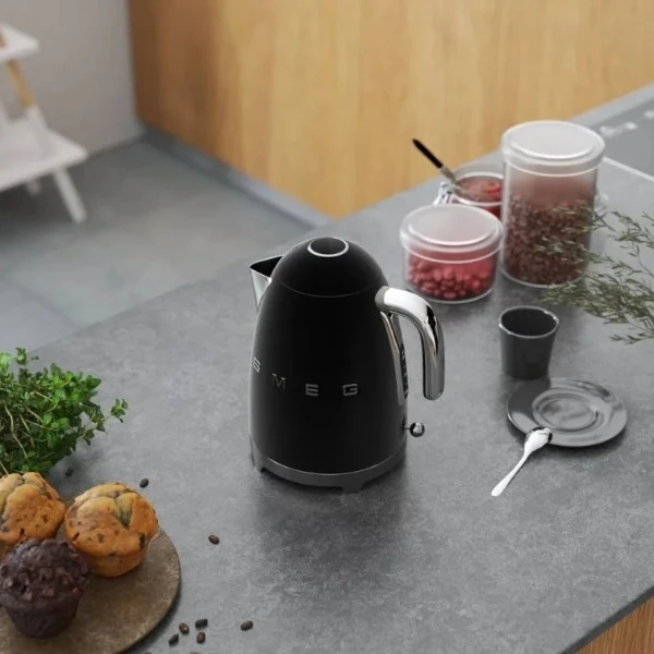 Ấm siêu tốc Smeg Black Matt KLF03BLMEU 1,7L màu đen nhám