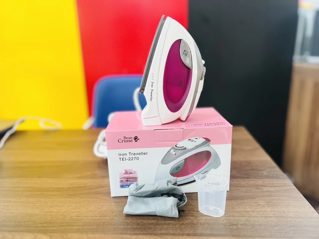Bàn là hơi nước mini Bean Cruise (màu tím)