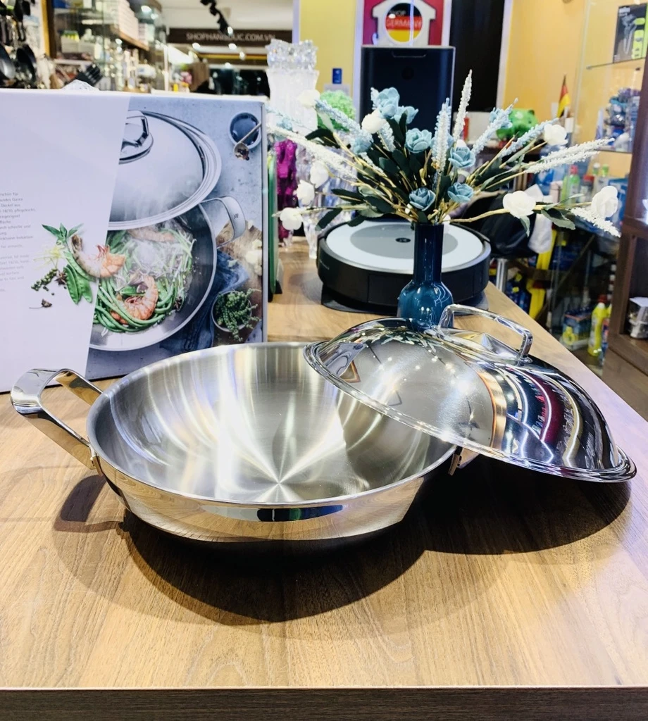 Chảo sâu lòng 2 quai cầm WMF WOK 32CM X 8.5 0795036040