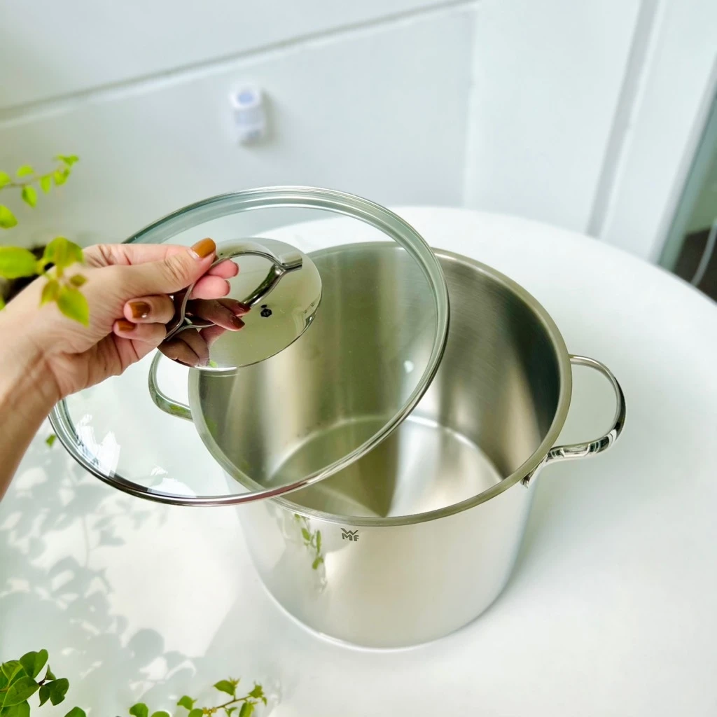 Nồi luộc gà WMF 24cm 8,8L