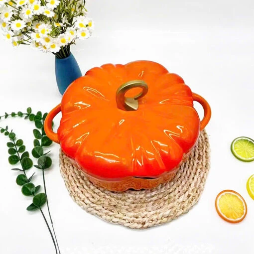 Nồi gang hình bí ngô 25cm (còn trắng)