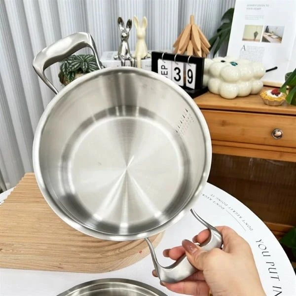 Nồi thành cao C42 CHOCKMEN nắp inox 22cm, inox 18/10, model : CKM-ZD3L22T