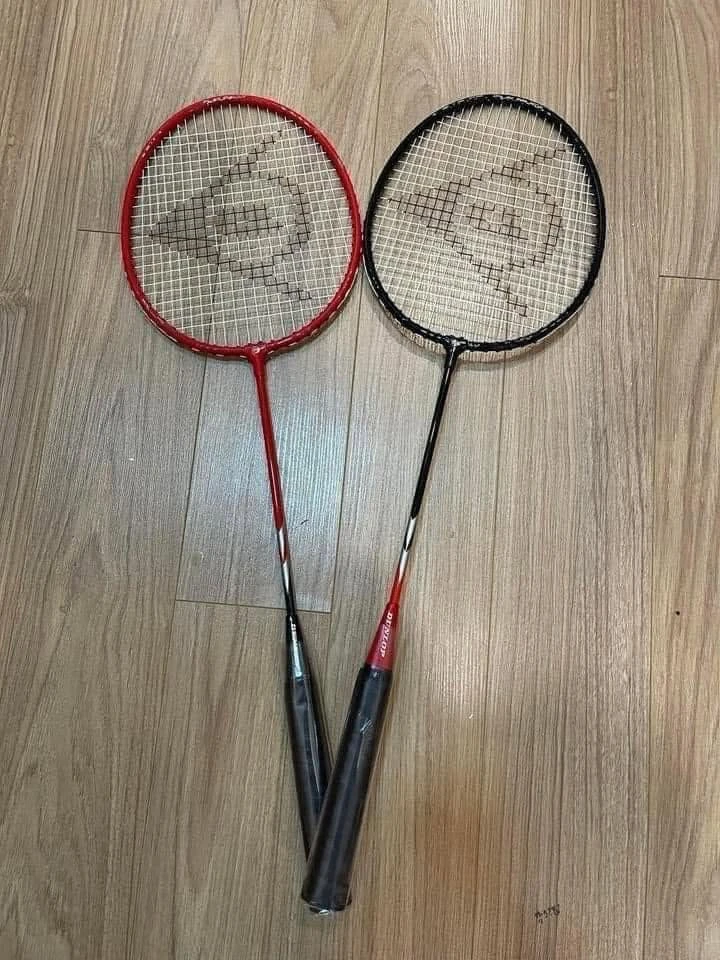 BỘ CẦU LÔNG Dunlop (Set 2 vợt cầu lông Carlton kèm ống 3 trái cầu)