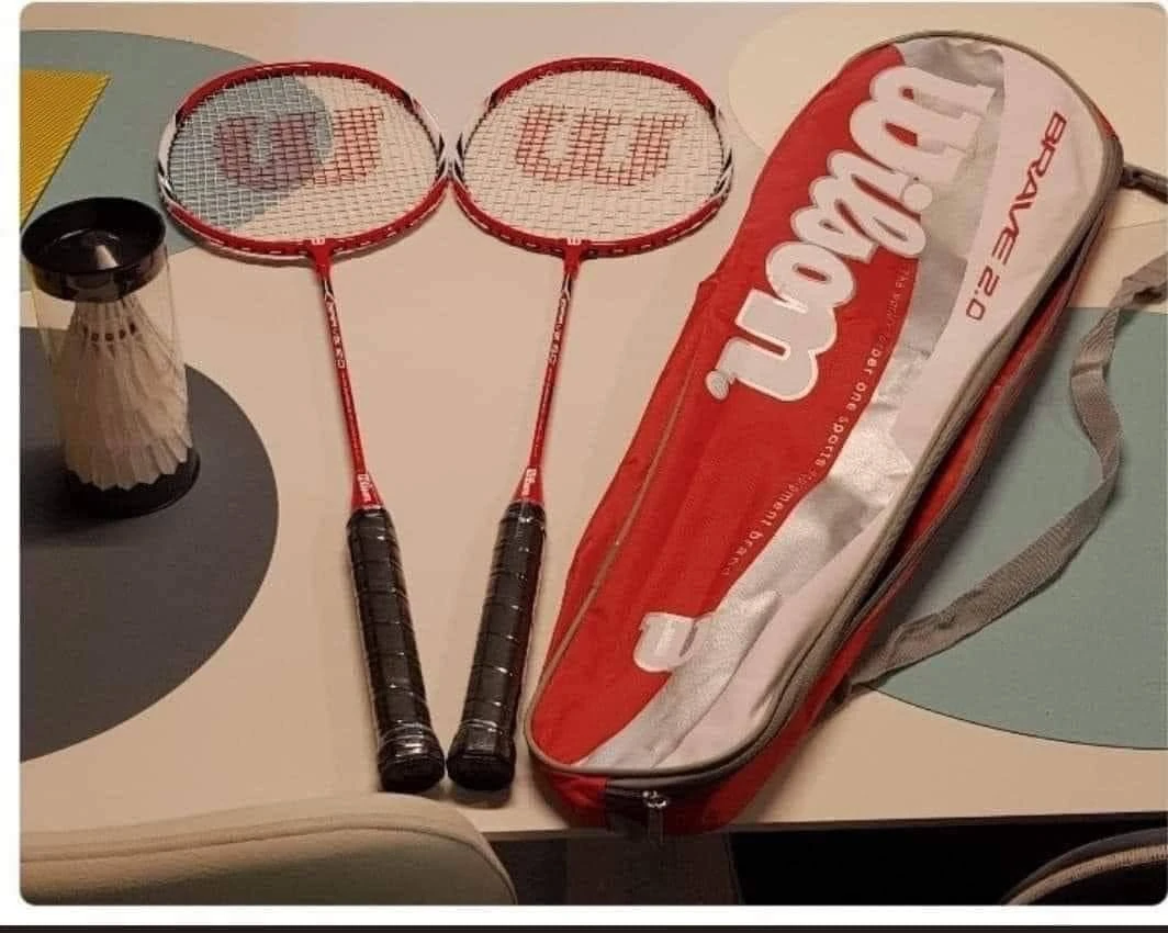 Bộ vợt cầu lông Wilson Badminton phiên bản mới Brave 2.0
