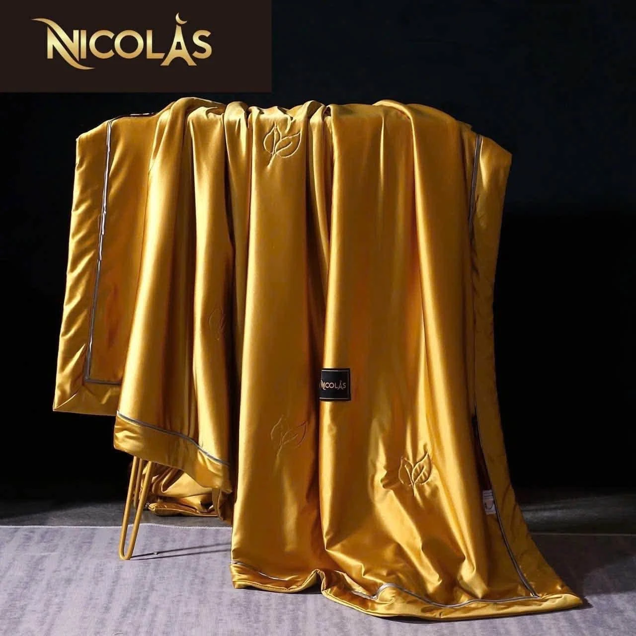    	 CHĂN HÈ LỤA LẠNH TƠ TẰM NICOLAS