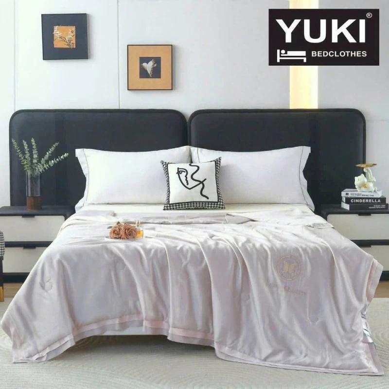 Chăn YUKI Lenzing Tencel Protein Silk (còn số 1 )