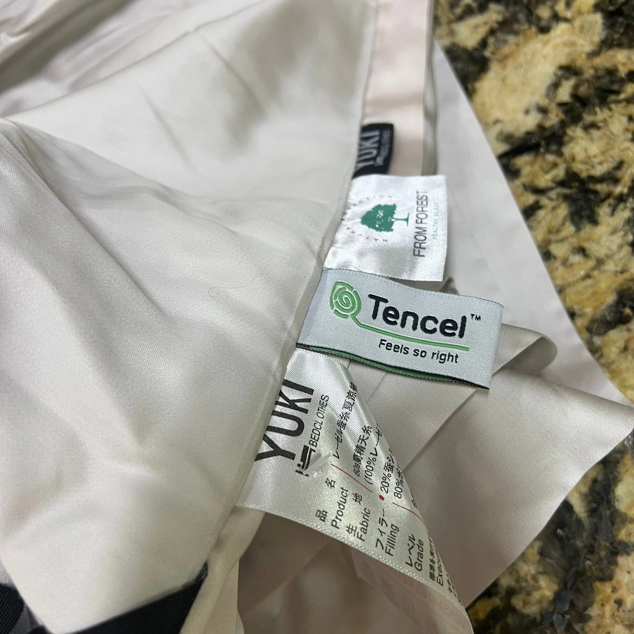 Chăn YUKI Lenzing Tencel Protein Silk (còn số 1 )