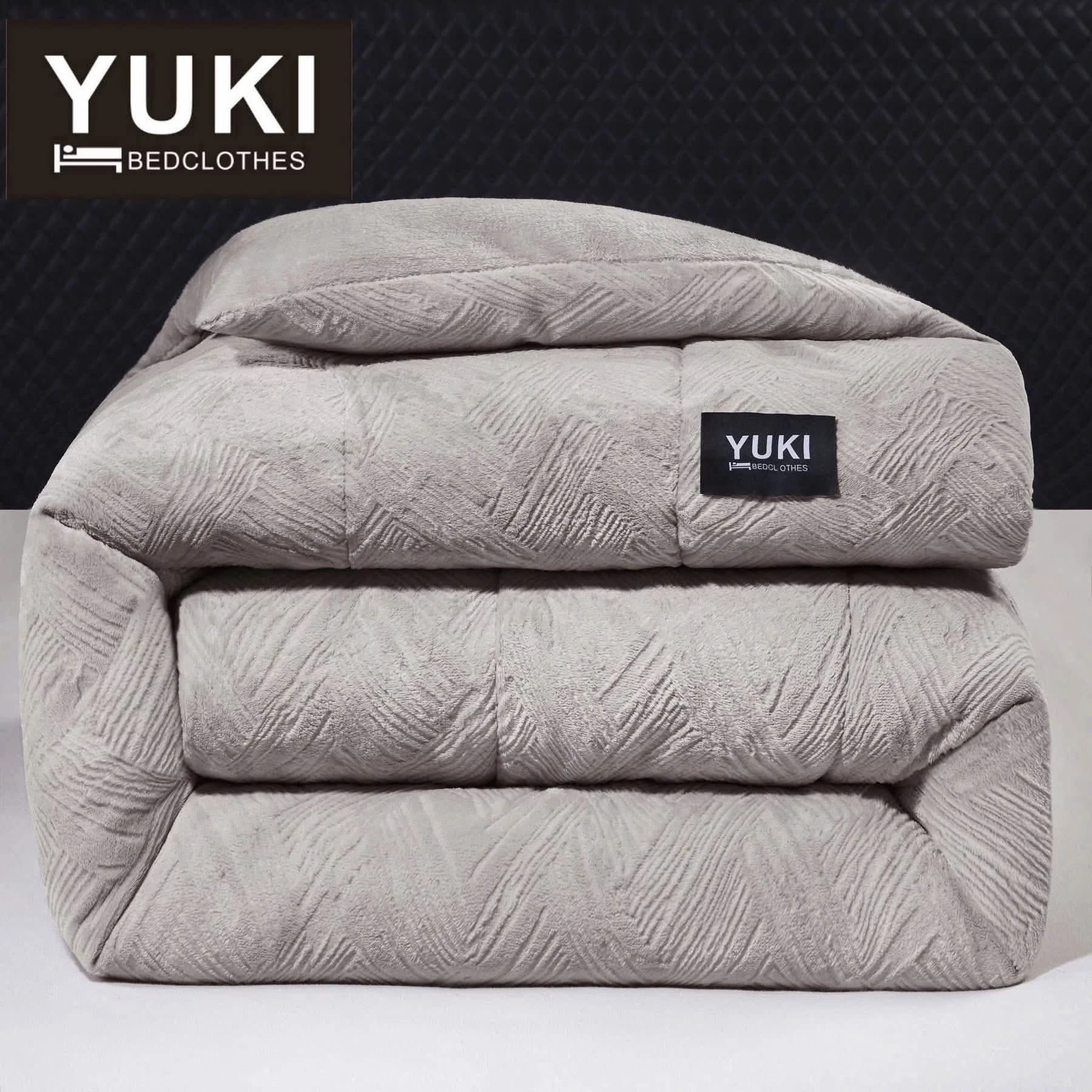 Chăn Yuki Royal 2,0m x 2,3m, 4,5kg (hết số 2, 5, 9, 3)