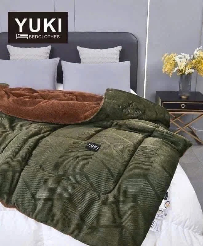 Chăn Yuki Royal 2,0m x 2,3m, 4,5kg (hết số 2, 5, 9, 3)