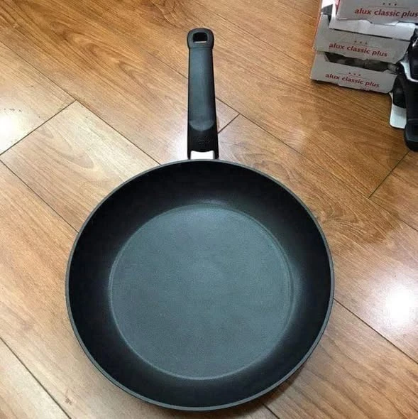 CHẢO CHỐNG DÍNH FISSLER LEVITAL®+ CLASSIC 28CM 