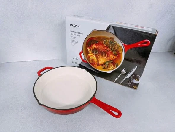 CHẢO GANG CÁN DÀI GKOCH FR26H 26CM