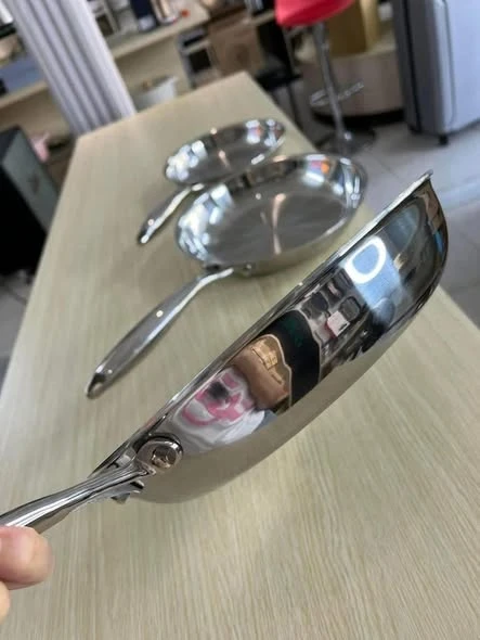 CHẢO INOX LÒNG TRƠN CHOCKMEN SIZE 28CM