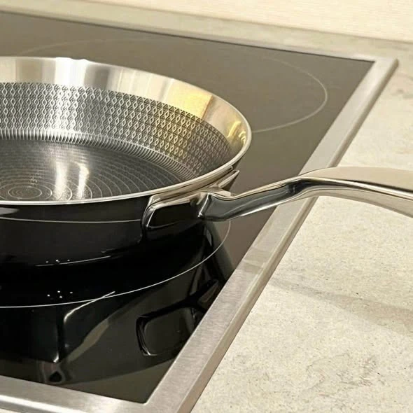 Chảo rán đúc inox chống dính vân nổi Kaiyo KNF-3567 20cm