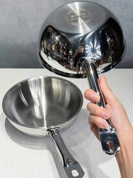 Chảo sâu lòng thép 5 lớp đúc liền Keller size 24cm