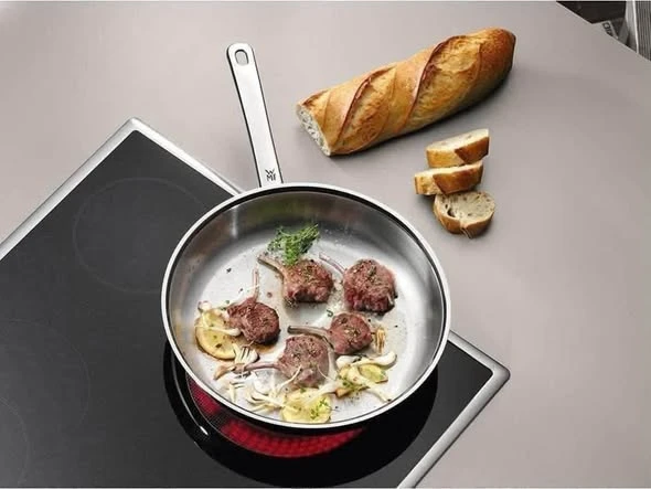 Chảo thép inox lòng trơn WMF FLANNE 20cm