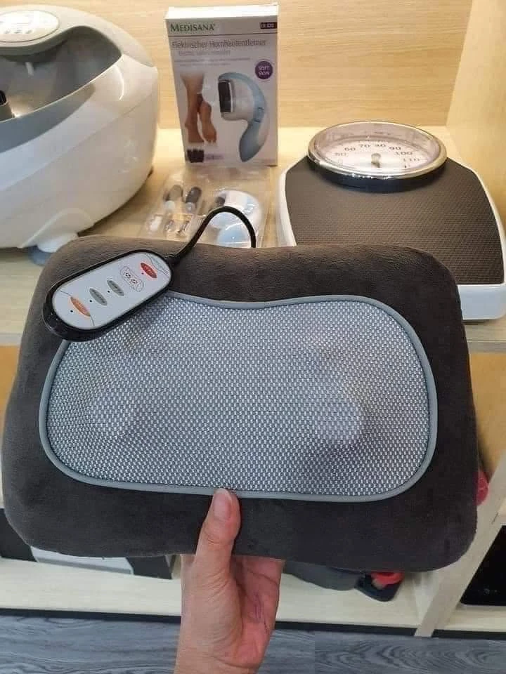 GỐI MASSAGER CỔ VAI GÁY MEDISANA MC840