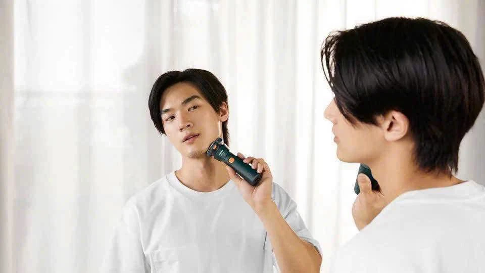 Máy Cạo Râu Khô & Ướt Philips S1882/00