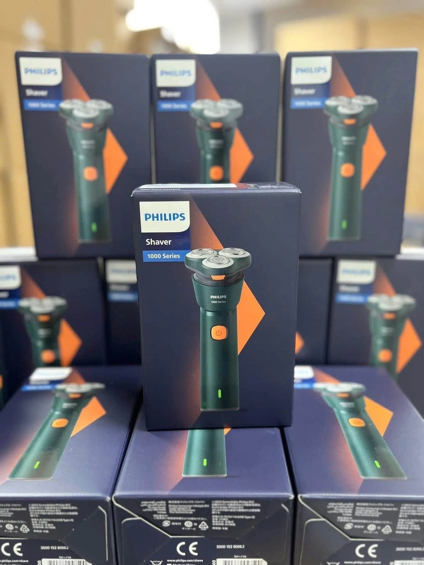 Máy Cạo Râu Khô & Ướt Philips S1882/00