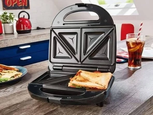Máy nướng bánh mì sandwich Silvercrest màu đen