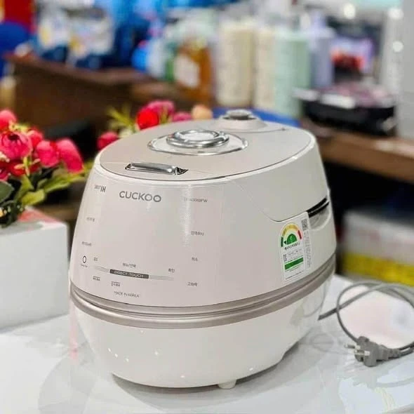 NỒI CƠM CAO TẦN ÁP SUẤT CUCKOO CRP-DHAS069FW/FB (1,08L)