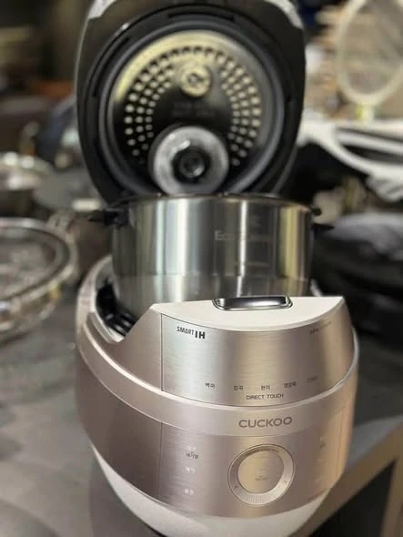 Nồi cơm cao tần Cuckoo CRP-JHPNL1010GPS 1,8L