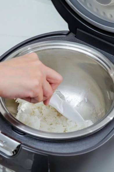 NỒI CƠM CAO TẦN TÁCH ĐƯỜNG LÕI INOX KAIYO 1,5L, MODEL KRC-063