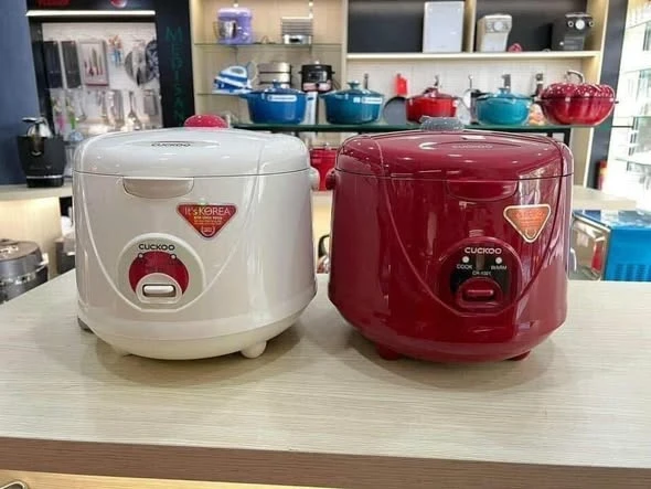 NỒI CƠM CƠ CUCKOO 1,8 lít CR-1021 (màu trắng)