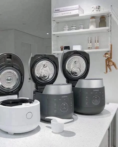 Nồi cơm điện Cao tần CUCKOO CRP-LHTR0610FW 1,08L (màu trắng)