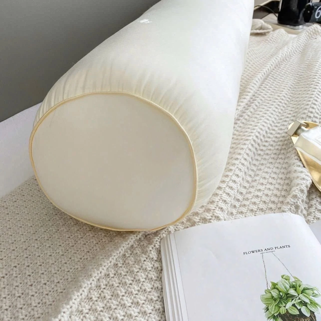 RUỘT GỐI ÔM SOYBEAN MARK CROSS CAO CÂP (Kích thước 35x100cm)