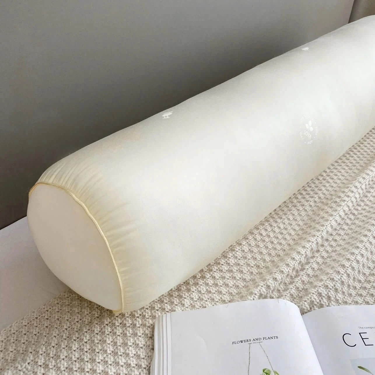 RUỘT GỐI ÔM SOYBEAN MARK CROSS CAO CÂP (Kích thước 35x100cm)