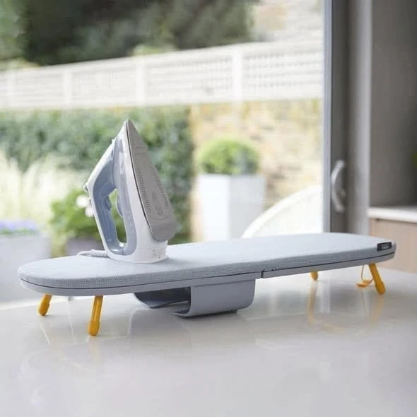 Cầu là chân thấp gấp gọn Joseph Joseph 50009
