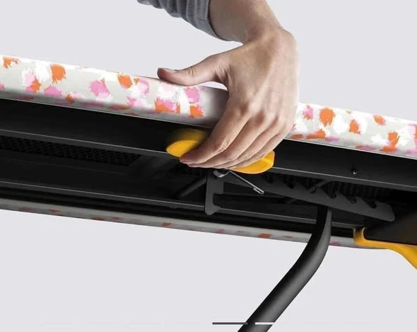 Cầu là Joseph Joseph Glide 50027 màu hoa đào