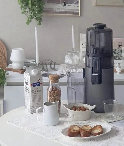 Máy Ép Chậm Hurom H410