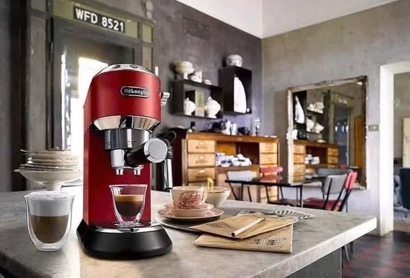 MÁY PHA CAFE DELONGHI EC685( còn đỏ)
