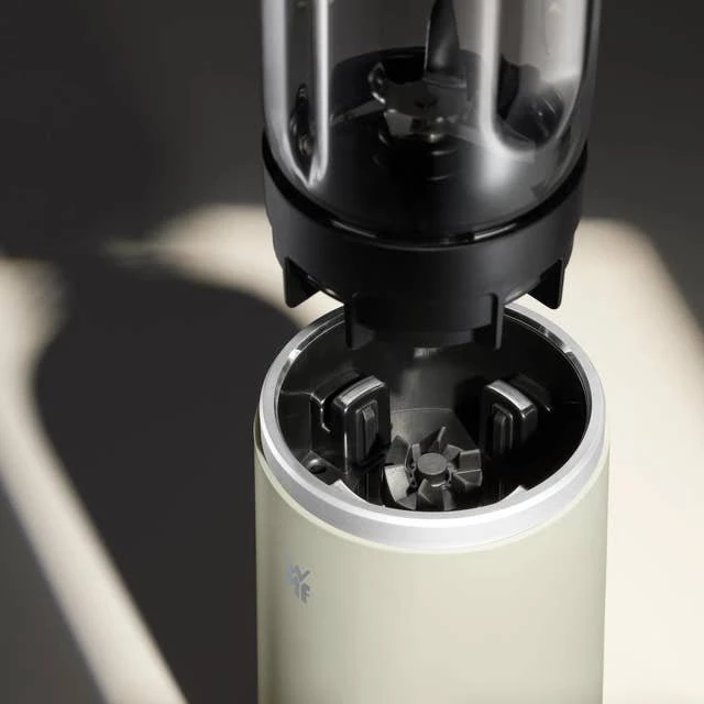 Máy xay sinh tố WMF Mix & Go Touch màu xanh