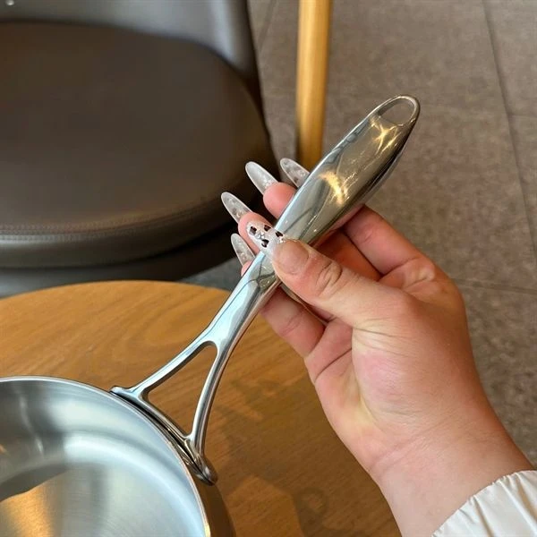 Quánh quả táo O555 OYATTON 16cm, inox 18/10, model: OYT-AL16M8