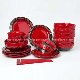 Set 6 đĩa Moos 22cm màu đỏ